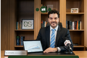 Dr. Lúcio Delfino em entrevista sobre inadimplência em condomínios